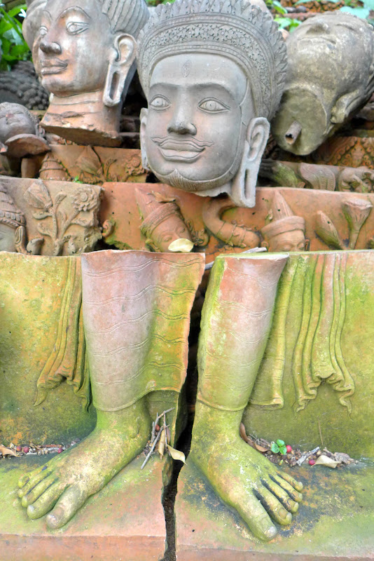 Baan Phor Liang Meun Terracotta Arts swabhava