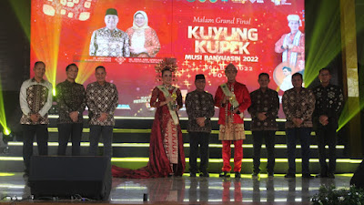 Malam Puncak Grand Final Kuyung Kupek Spektakuler dan Meriah