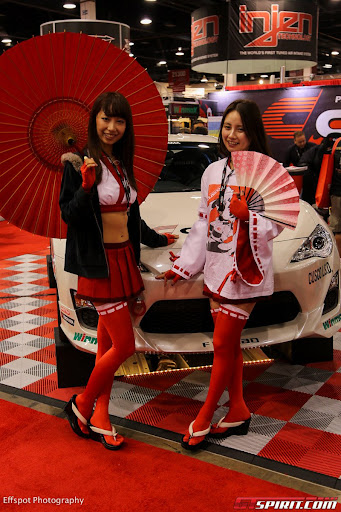 SEMA Motor Show 2012 Girls Part 1