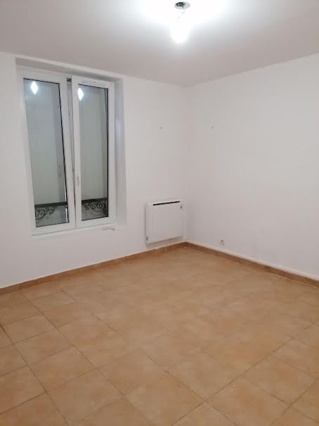 Location  appartement 3 pièces 52 m² à La Ferté-sous-Jouarre (77260), 720 €