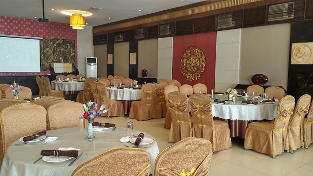 Jade Palace Chinese Cuisine Ltd