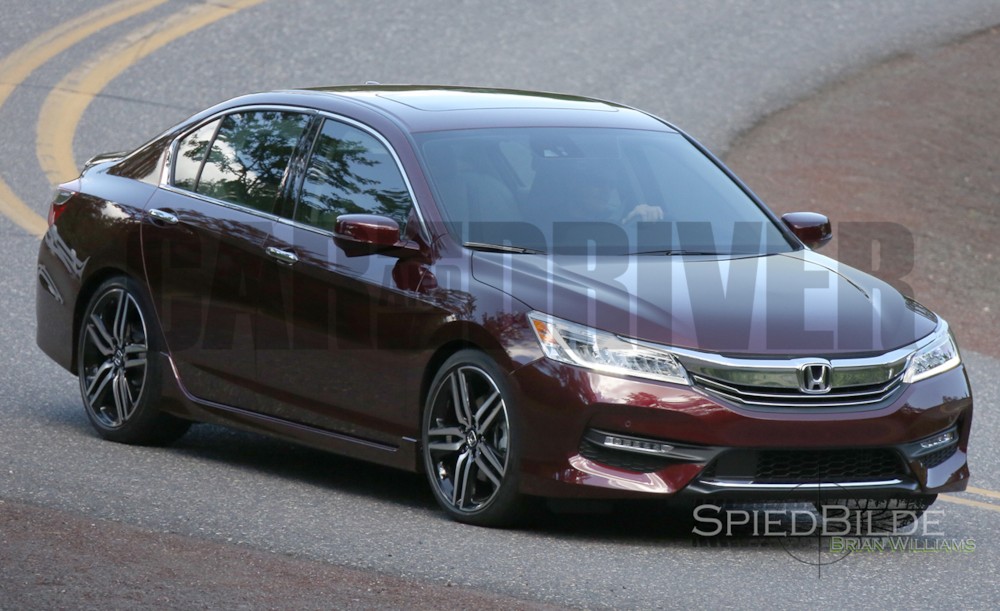 파일:external/media.caranddriver.com/exclusive-2016-honda-accord-sedan-spy-photos-news-car-and-driver-photo-658948-s-original.jpg