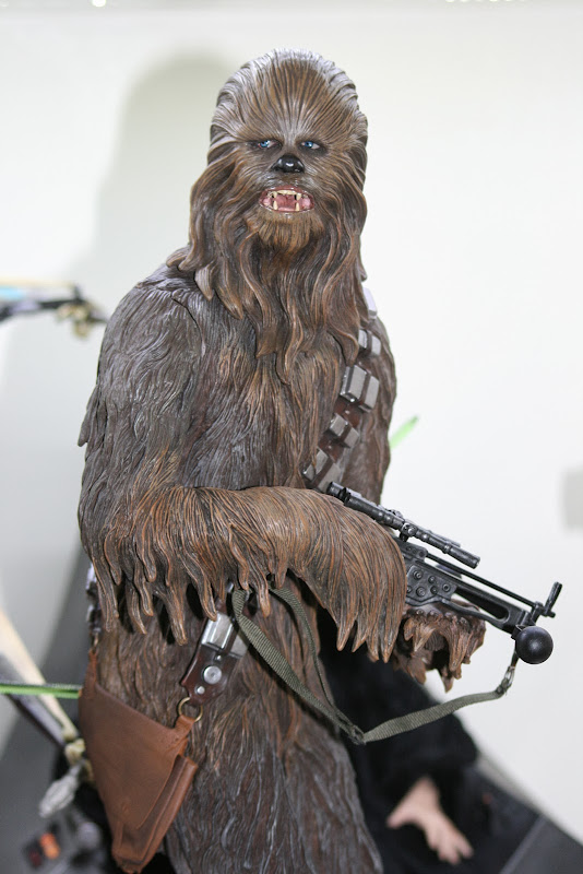 [Sideshow] Star Wars: Chewbacca Premium Format - LANÇADO!!! - Página 4 December%25202013%2520077