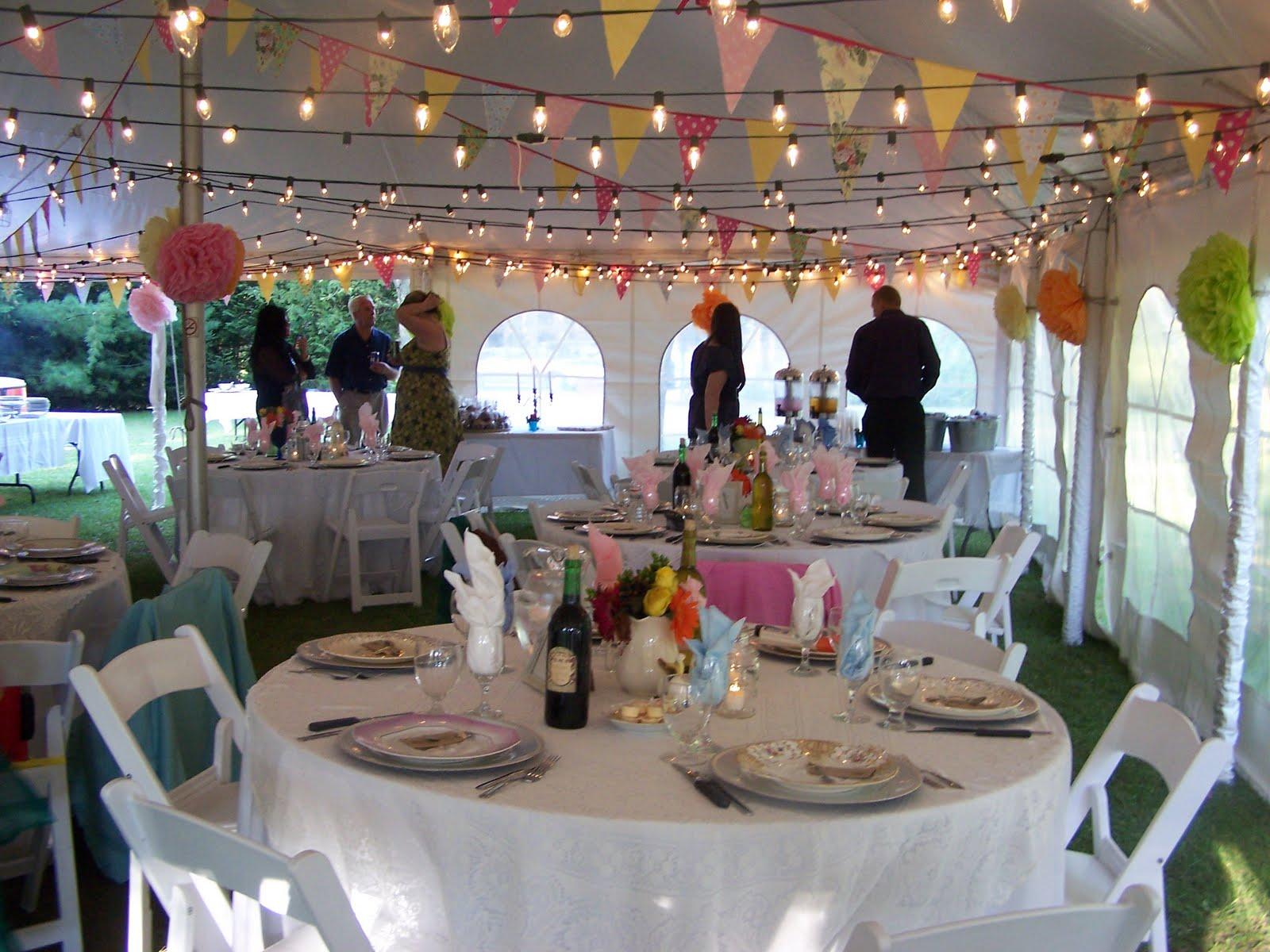 Tent bunting : wedding tent