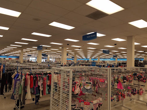 Clothing Store «Ross Dress for Less», reviews and photos, 4919 E 41st St, Tulsa, OK 74135, USA