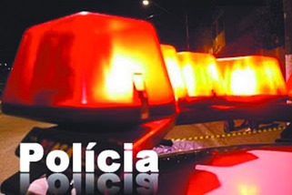 Bandidos assaltam soldado da PM e levam carro, pistola e notebook