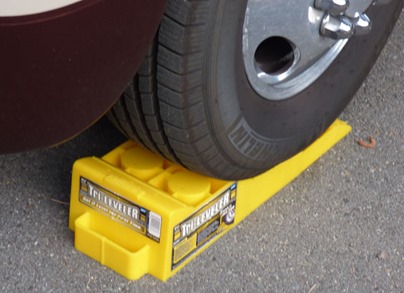 Camco Tri-Levelers