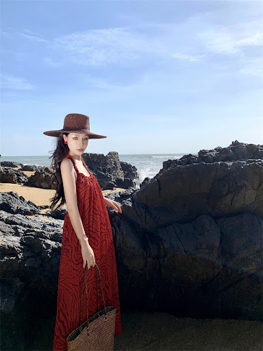 Title 13, Retro Red Lace-up Backless Dress