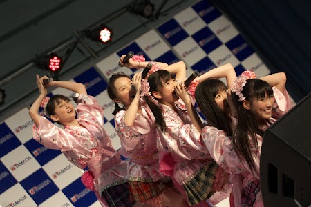 Momoiro Clover