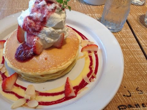 Strawberry pancake