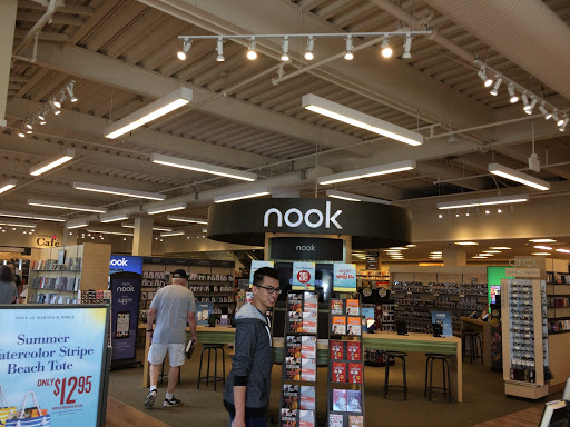 Book Store «Barnes & Noble», reviews and photos, 7227 SW Bridgeport Rd, Tigard, OR 97224, USA