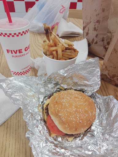 Fast Food Restaurant «Five Guys», reviews and photos, 517 State St, Madison, WI 53703, USA