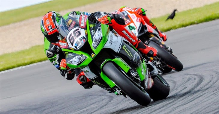 sbk-2015-donington-race2-sykes.jpg