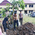 Guna Jaga Stabilisasi Lingkungan, Personel dan Bhayangkari Polres Soppeng Laksanakan Penanaman Pohon