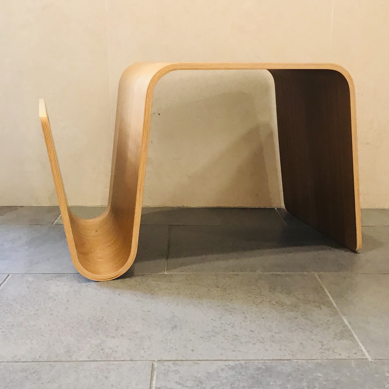 Molded Plywood Mag Table