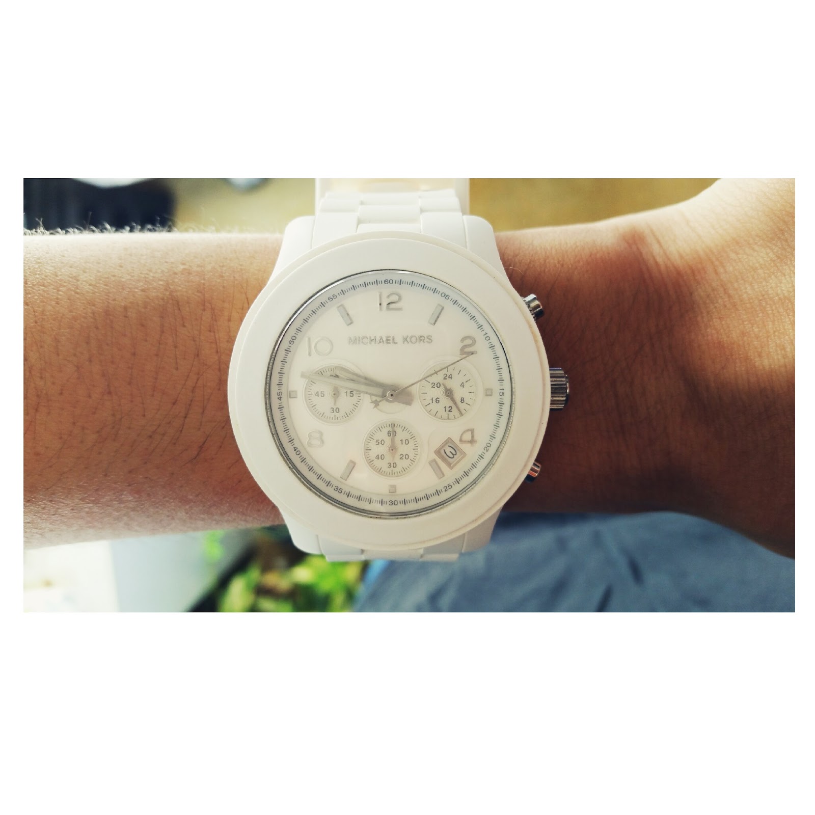 The B. Fashion Spot : Reloj Blanco Michael Kors