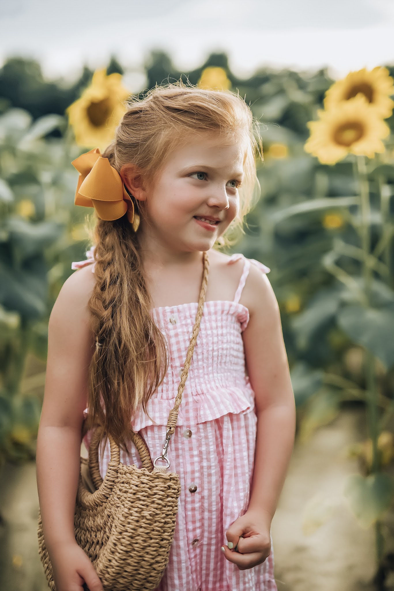 Six Life Lessons From A Sunflower - Something Delightful Blog #sunflowers #sunflowerphotography #lifelessons #encouragement