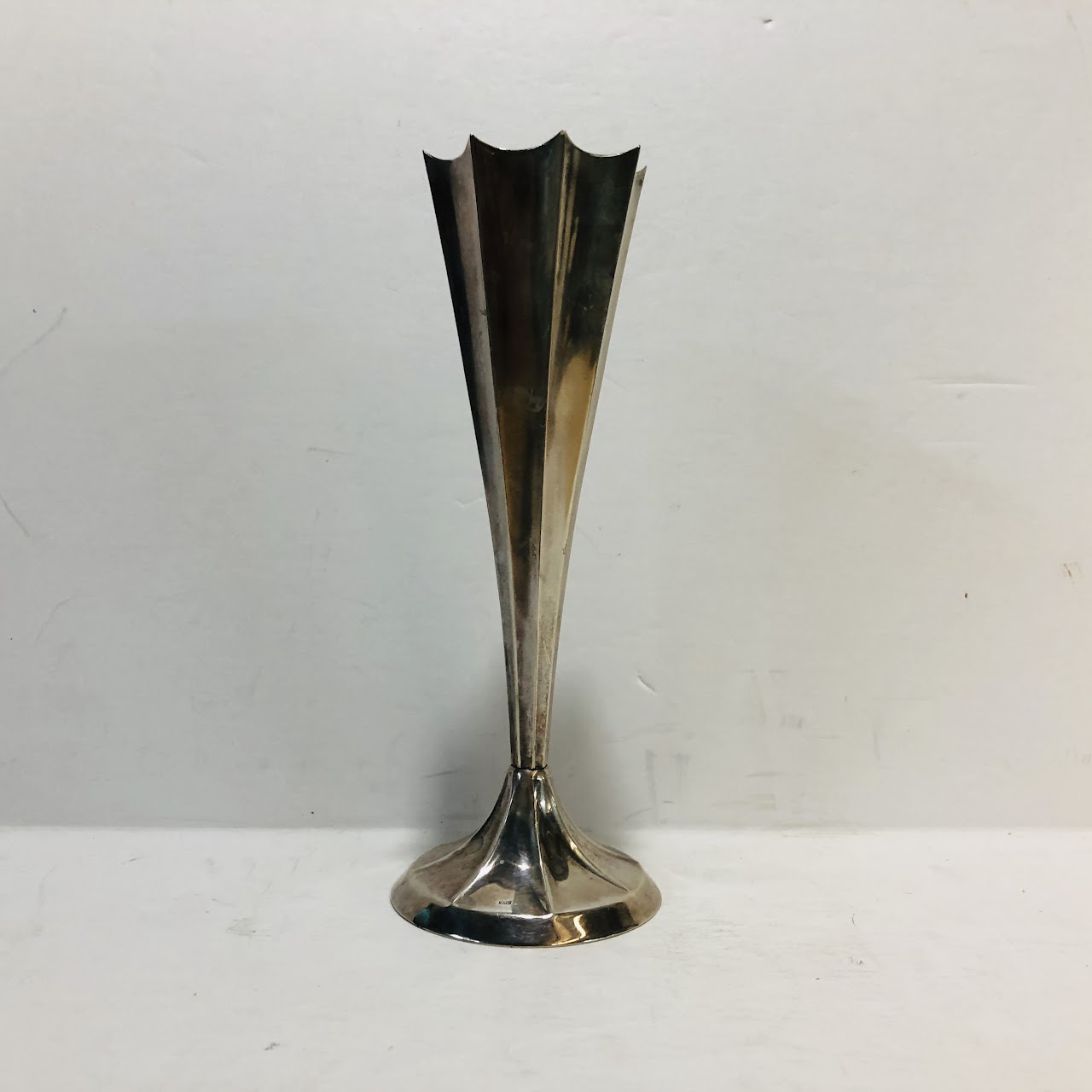 800 Silver Umbrella Vase