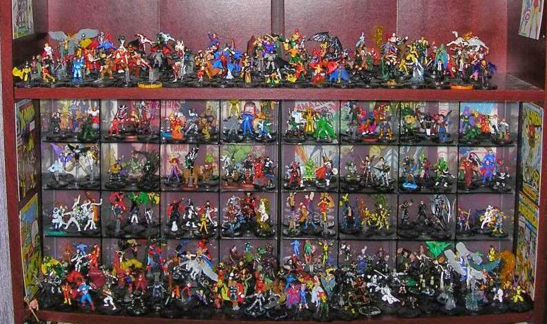 Una collezione di Heroclix