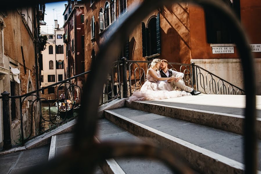 Fotógrafo de casamento Vasyl Balan (balanstudio). Foto de 3 de julho 2018