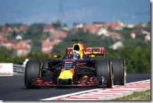 Daniel Ricciardo nelle prove libere del gran premio d'Ungheria 2017