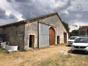 maison à Champagne-et-Fontaine (24)