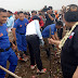 Personil Dit Polairud Polda Jabar, Bersihkan Pantai Cirebon Bareng Menteri LHK