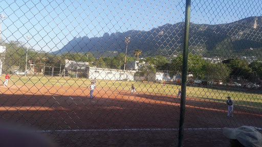 LIGA PEQUEÑA SIERRA MADRE, Hermenegildo Galeana 300, Centro, Casco Urbano, 66230 San Pedro Garza García, N.L., México, Club de béisbol | NL