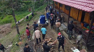 Danrem 172/PWY : Masyarakat Kiwirok Rayakan Natal Dengan Damai Dan Penuh Sukacita