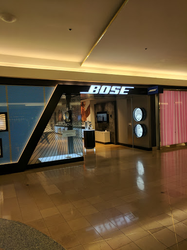 Home Audio Store «Bose Showcase Store», reviews and photos, 700 SW 5th Ave #1034, Portland, OR 97204, USA