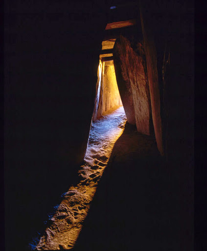 Meath-Newgrange. Fáilte Ireland