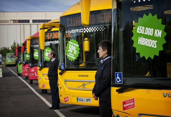 Dos nuevos autobuses híbridos del Consorcio en Alcobendas y San Sebastián de los Reyes