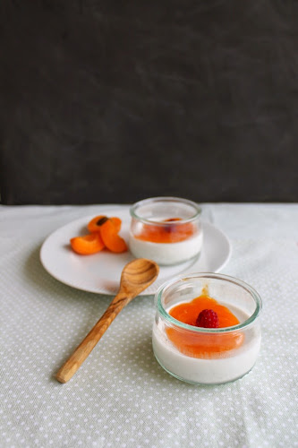 Not 2 late to craft: Panna cotta de coco i melmelada d'albercoc / Coconut panna cotta and apricot jam