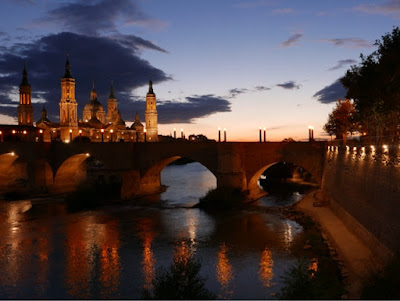 The Basilica of the Virgen del Pilar, Spain's national saint, by night