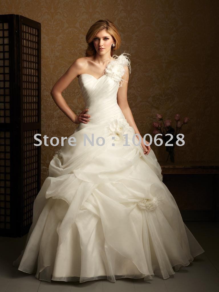 tiered wedding dress