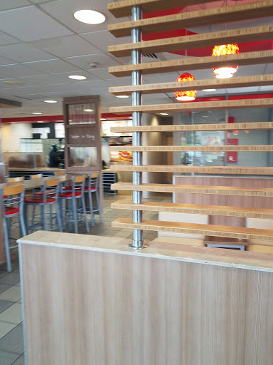 Fast Food Restaurant «Burger King», reviews and photos, 95 Pleasant Valley St, Methuen, MA 01844, USA