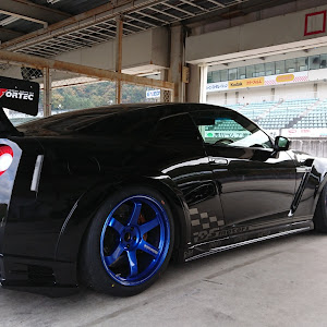 NISSAN GT-R R35