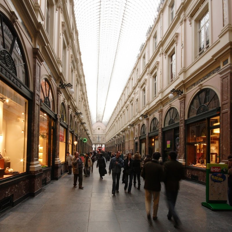 Brussels_015 Galleries St Hubert.jpg Brussels_015 Galleries St Hubert.jpg