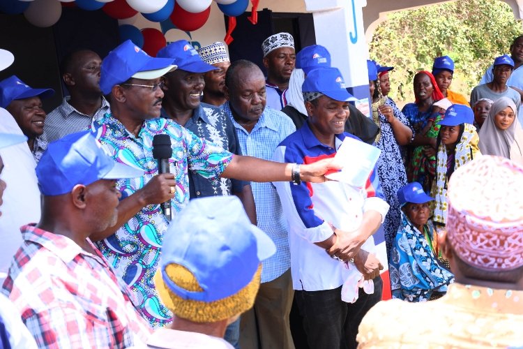 Wiper party leader Kalonzo Musyoka addressing supporters during a membership recruitment drive in Kwale County on March 30, 2024