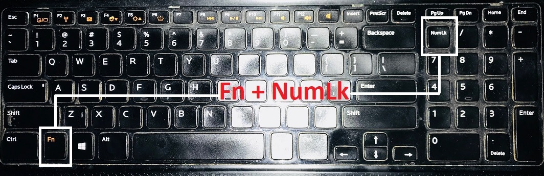 ファンクションキー（Fn）+NumLkまたはFn+ Shift + NumLkを押して、NumLockをオフにします。