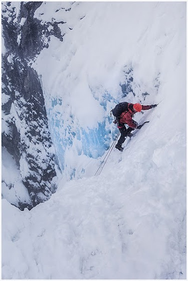 Cascade de glace DSC00708%2520raw-594%252Bcadre