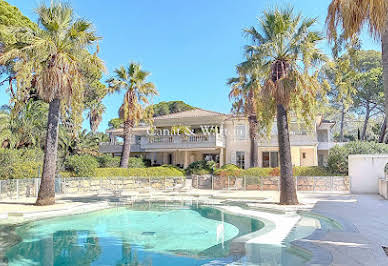 Apartment with terrace and pool 6