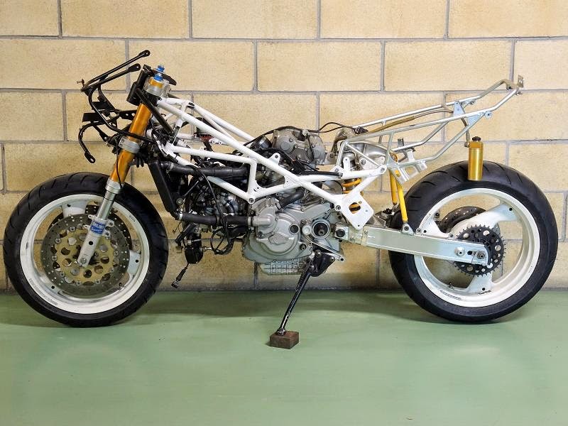 Ma petite moto de bricoleur DSCN3410
