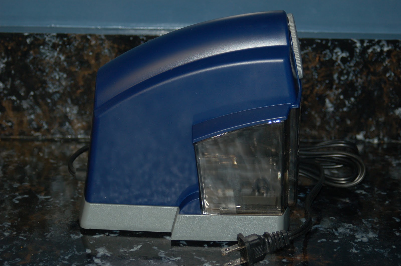 Xacto SchoolPro Electric Pencil Sharpener Review