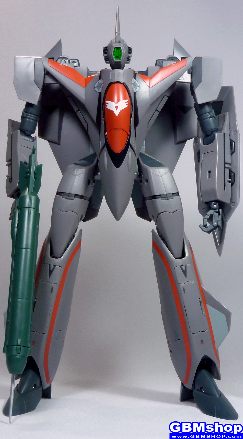 Macross Plus VF-11B Thunderbolt Battroid Mode