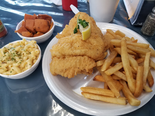 Restaurant «Bay Seas Fish Market & Restaurant», reviews and photos, 217 S WW White Rd, San Antonio, TX 78219, USA