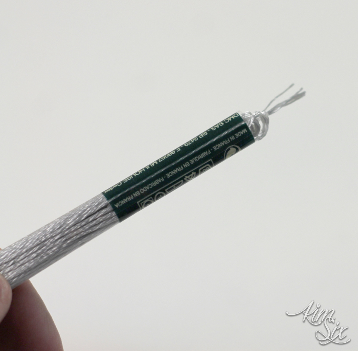 How to made embroidery floss tassel