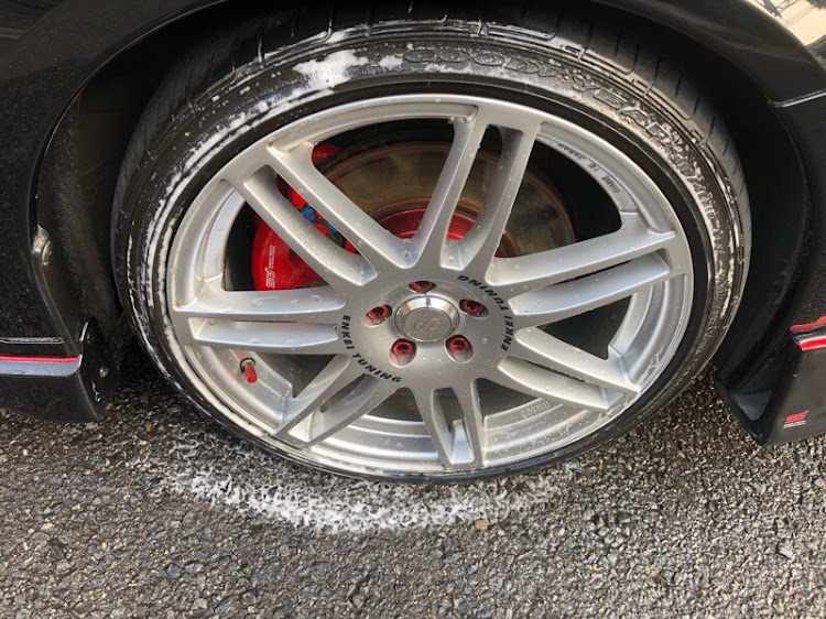 レガシィB4の洗車に関するカスタム事例の投稿画像4枚目