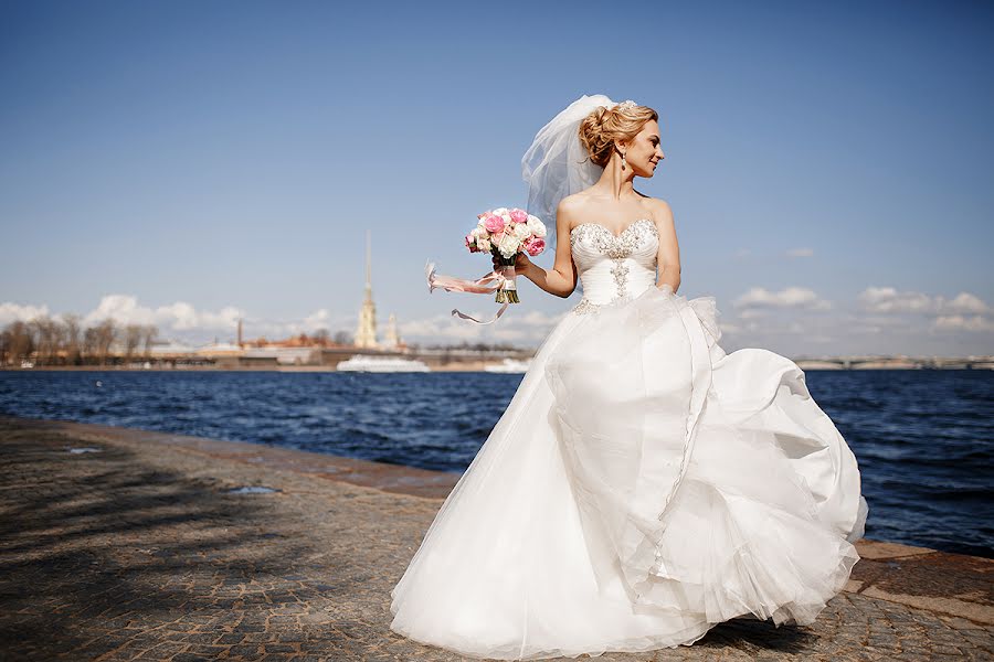 Fotógrafo de casamento Kseniya Kondrateva (21roman21). Foto de 21 de agosto 2018