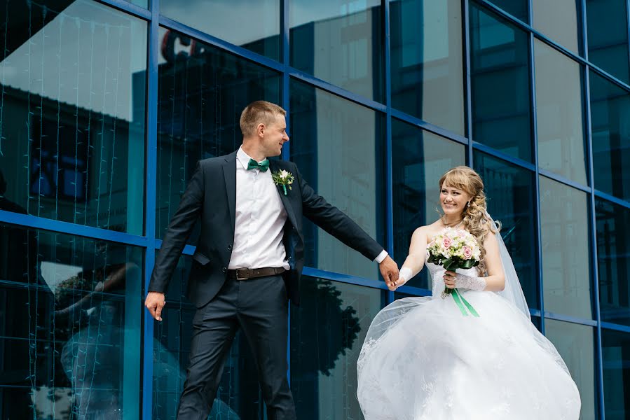 शादी का फोटोग्राफर Anya Piorunskaya (annyrka)। अगस्त 17 2017 का फोटो
